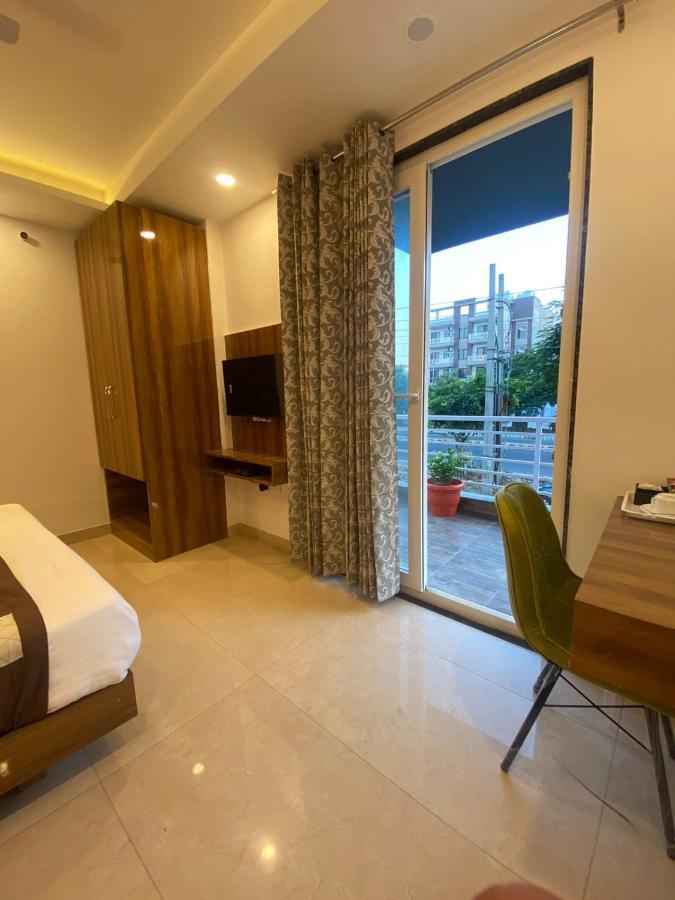 Posh Residency Huda City Center Гургаон Экстерьер фото