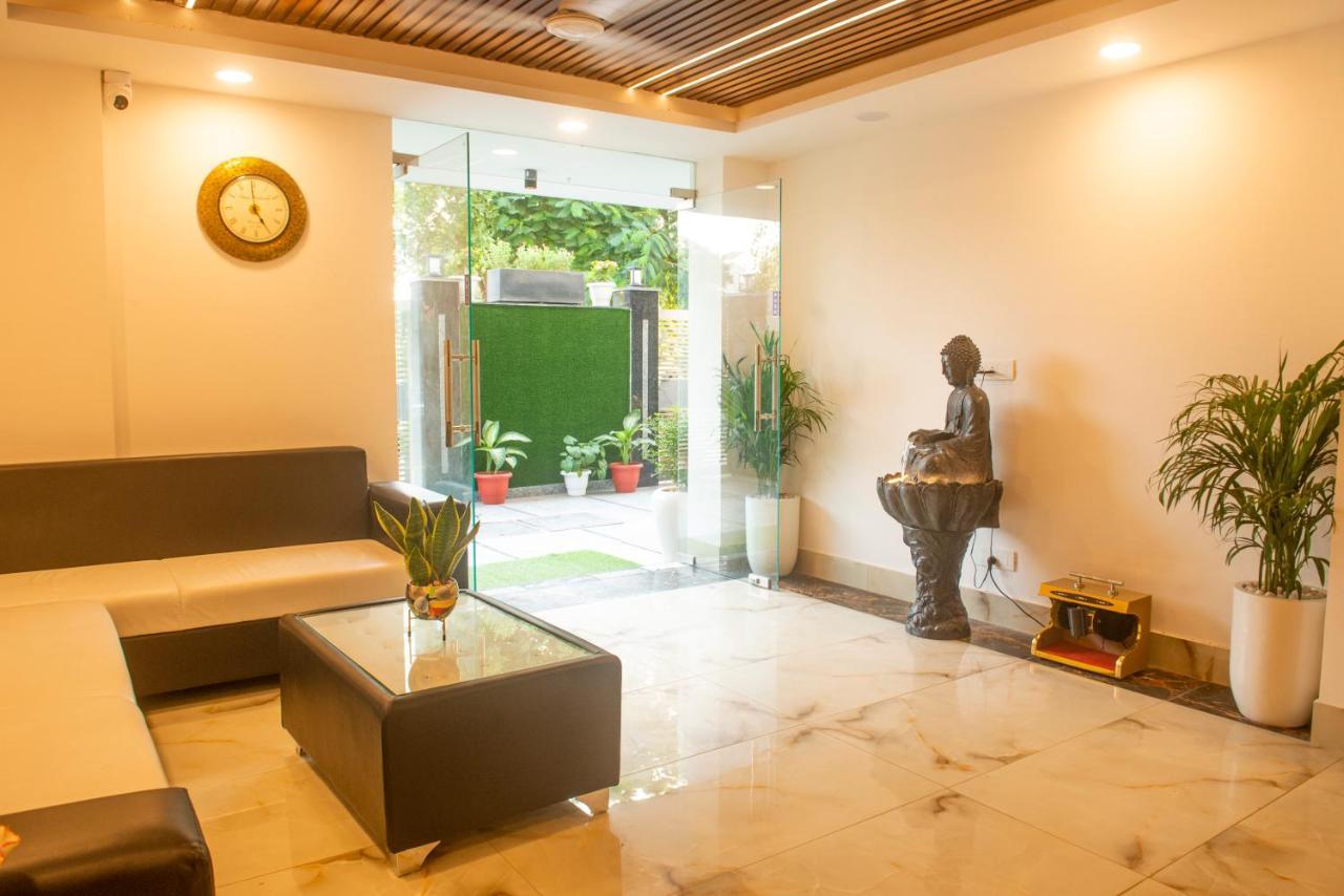 Posh Residency Huda City Center Гургаон Экстерьер фото