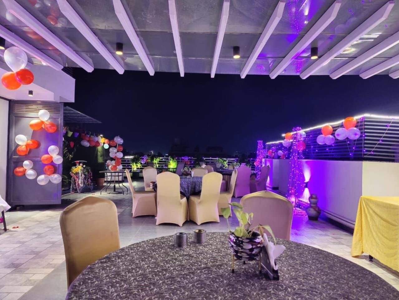 Posh Residency Huda City Center Гургаон Экстерьер фото